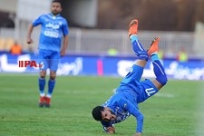    دیدار تیم های استقلال و نفت تهران