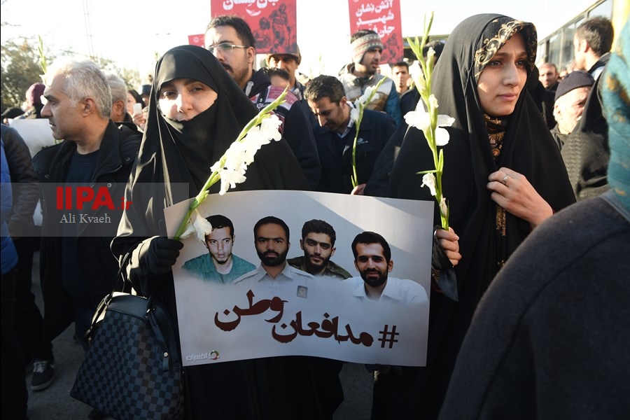   تشییع پیکر شهدای آتش‌نشان حادثه پلاسکو-1