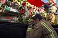    تشییع پیکر شهدای آتش‌نشان حادثه پلاسکو 3