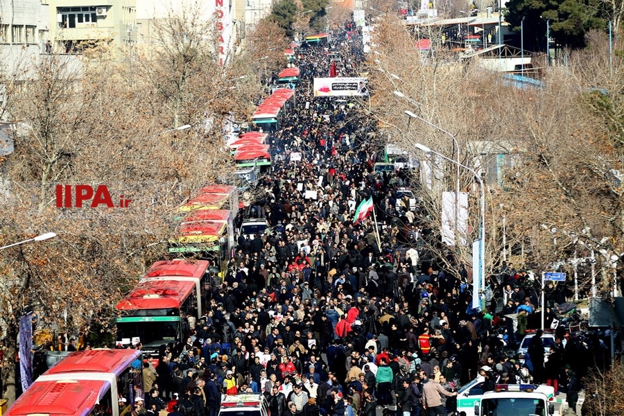   تشییع پیکر شهدای آتش‌نشان حادثه پلاسکو2
