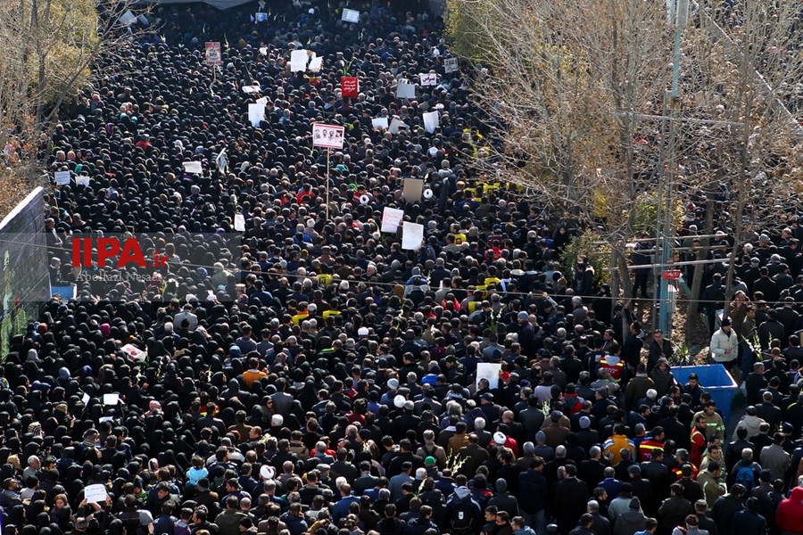   تشییع پیکر شهدای آتش‌نشان حادثه پلاسکو2