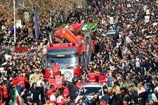   تشییع پیکر شهدای آتش‌نشان حادثه پلاسکو2