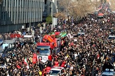   تشییع پیکر شهدای آتش‌نشان حادثه پلاسکو2