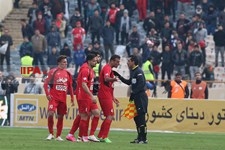   دیدار تیم های فوتبال پرسپولیس و تراکتورسازی