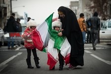   در حاشیه  راهپیمایی 22 بهمن در تهران 
