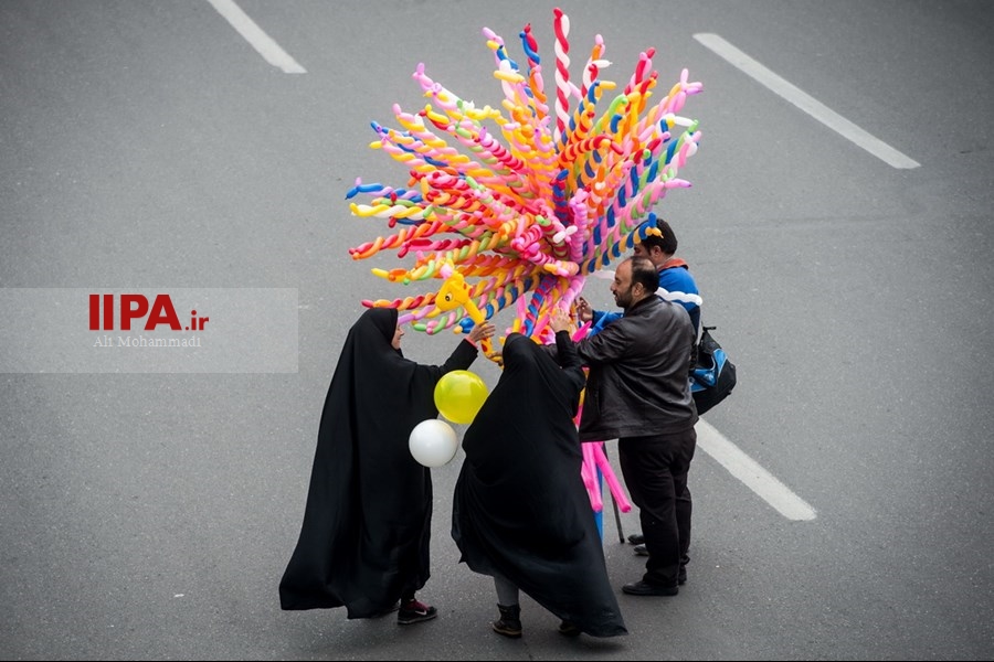   در حاشیه  راهپیمایی 22 بهمن در تهران 