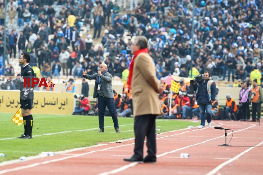   هفته بیست و یکم لیگ برتر/دیدار تیمهای استقلال و پرسپولیس (1)