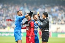   هفته بیست و یکم لیگ برتر/دیدار تیمهای استقلال و پرسپولیس (1)