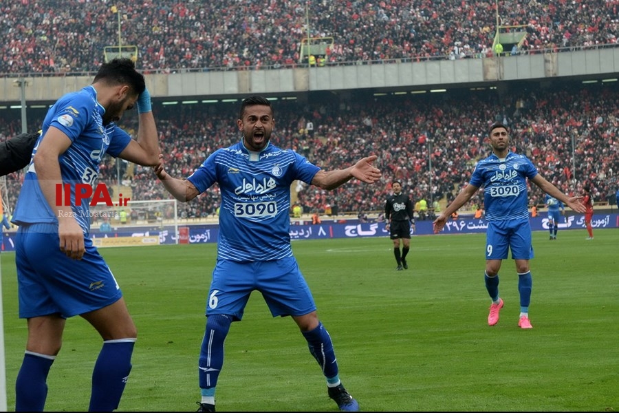   هفته بیست و یکم لیگ برتر/دیدار تیمهای استقلال و پرسپولیس (2)