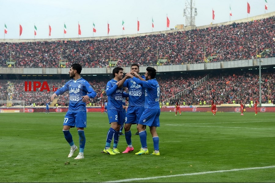   هفته بیست و یکم لیگ برتر/دیدار تیمهای استقلال و پرسپولیس (2)