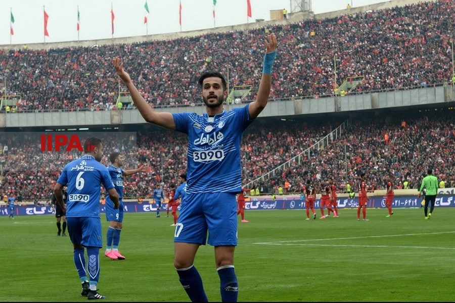   هفته بیست و یکم لیگ برتر/دیدار تیمهای استقلال و پرسپولیس (2)
