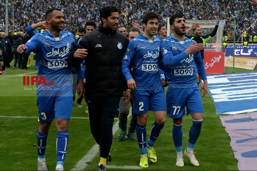   هفته بیست و یکم لیگ برتر/دیدار تیمهای استقلال و پرسپولیس (2)