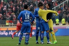   هفته بیست و یکم لیگ برتر/دیدار تیمهای استقلال و پرسپولیس (2)