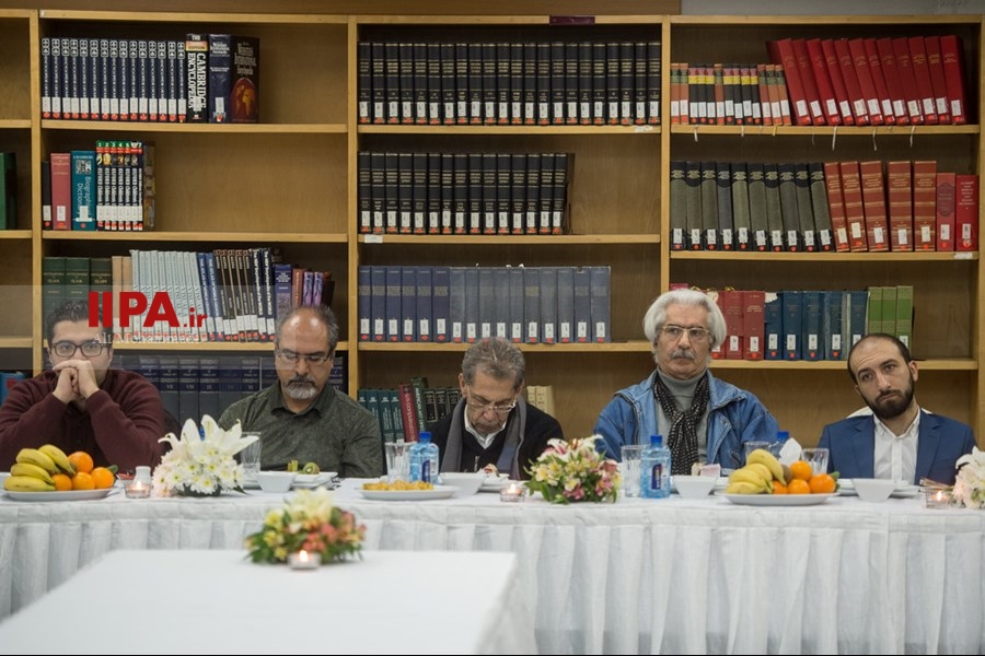   نشست وزیر ارشاد با هنرمندان حوزه تجسمی