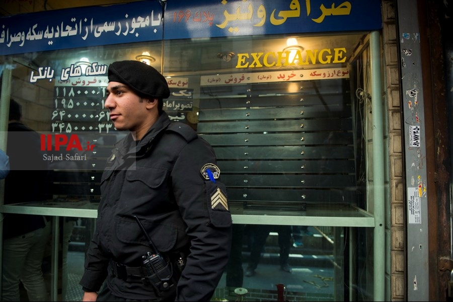   بازسازی صحنه سرقت مسلحانه از صرافی
