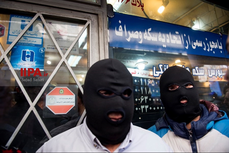   بازسازی صحنه سرقت مسلحانه از صرافی