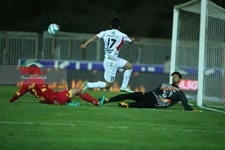   دیدار تیم‌های نفت تهران و پرسپولیس 