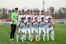  دیدار تیم‌های نفت تهران و پرسپولیس 