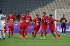    دیدار پرسپولیس و پیکان