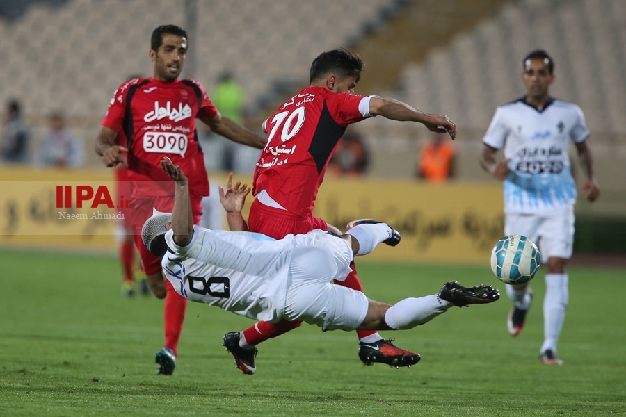    دیدار پرسپولیس و پیکان