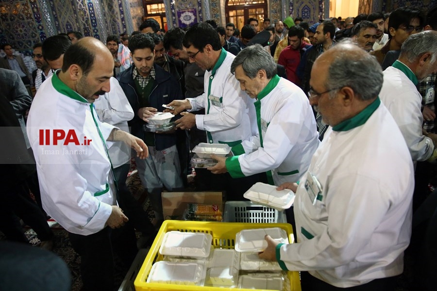   آئین معنوی اعتکاف در مسجد گوهرشاد حرم مطهر رضوی