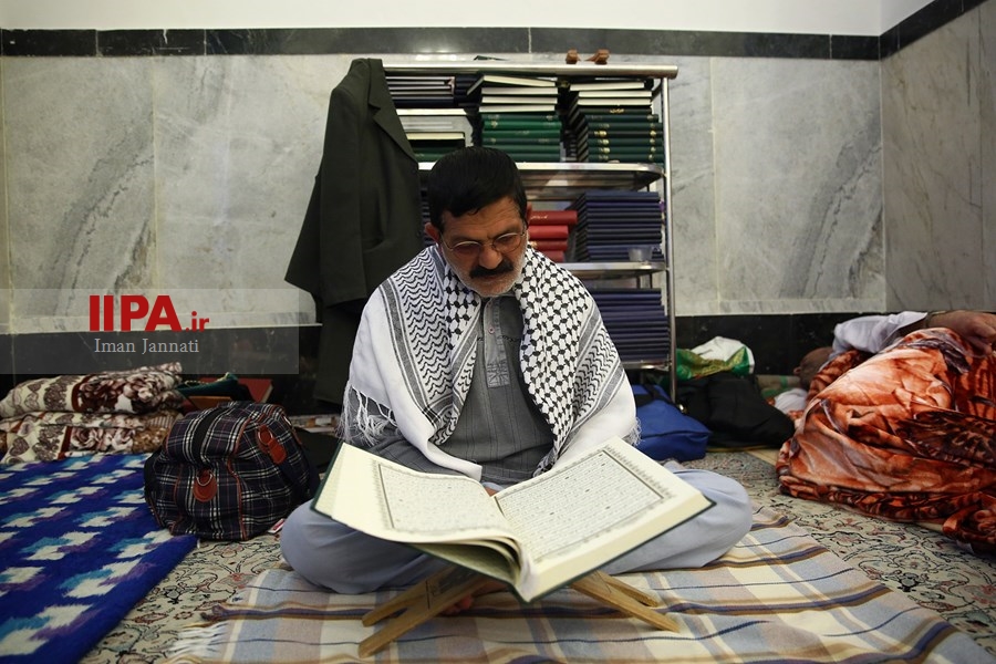   آئین معنوی اعتکاف در مسجد گوهرشاد حرم مطهر رضوی