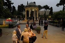  گردشگران خارجی در شیراز 