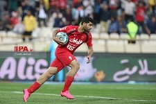    دیدار تیم های فوتبال پرسپولیس تهران و ذوب آهن اصفهان