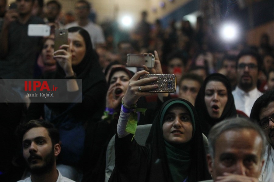   اولین گردهمایی جوانان حامی حسن روحانی