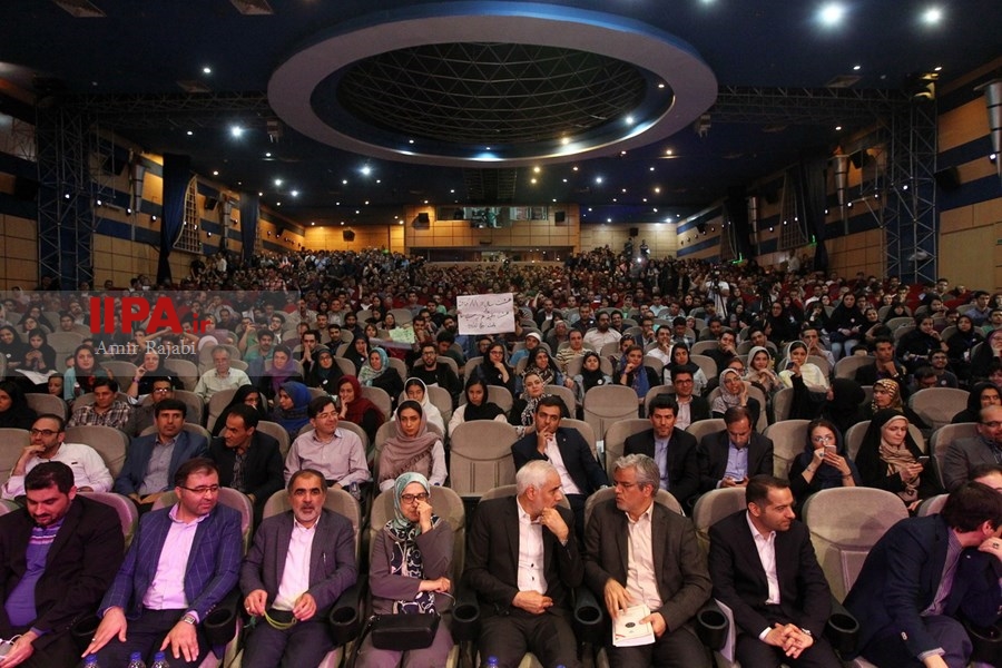   اولین گردهمایی جوانان حامی حسن روحانی